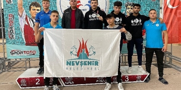 nevsehir-belediyesi-genclik-ve-spor-kulubunun-milli-sporcusu-yasar-karaca-turkiye-sampiyonu.jpg